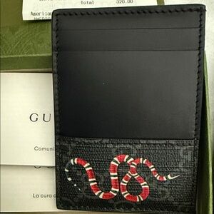 New in box - Gucci Black and Multi-Color Card Holder